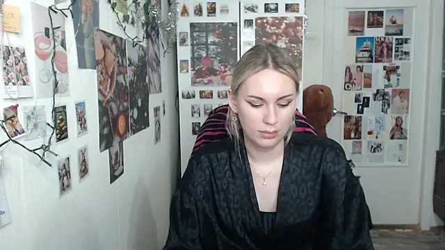 Snapshot of CapriScorpion chatting on 5, 1, 2025 CapriScorpion online show from 5, 1, 2025