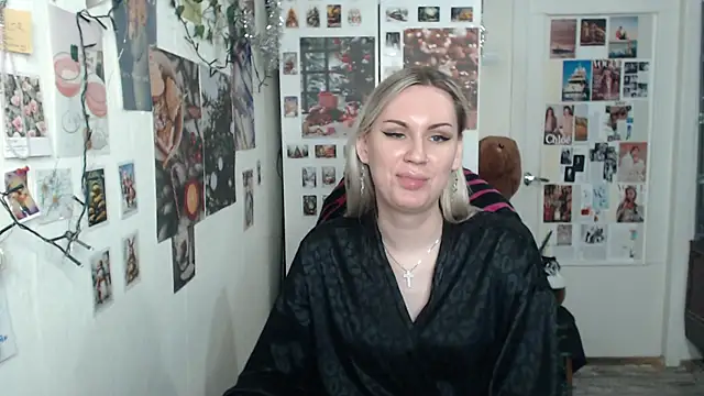 Snapshot of CapriScorpion chatting on 8, 1, 2025 CapriScorpion online show from 8, 1, 2025