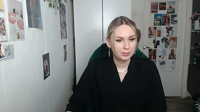 Snapshot of CapriScorpion chatting on 5, 2, 2025 CapriScorpion online show from 5, 2, 2025