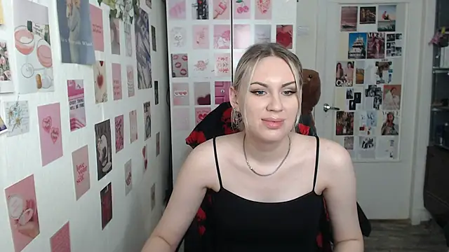 Snapshot of CapriScorpion chatting on 13, 2, 2025 CapriScorpion online show from 13, 2, 2025