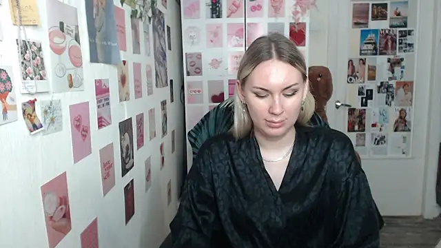 Snapshot of CapriScorpion chatting on 5, 3, 2025 CapriScorpion online show from 5, 3, 2025