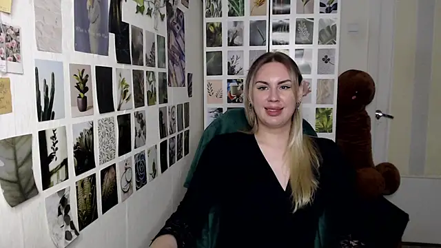Snapshot of CapriScorpion chatting on 22, 9, 2025 CapriScorpion online show from 22, 9, 2025