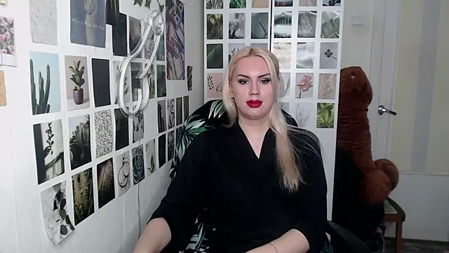 Snapshot of CapriScorpion chatting on 22, 11, 2025 CapriScorpion online show from 22, 11, 2025