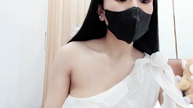 Snapshot of Lita-Julia chatting on 28, 12, 2024 Lita-Julia online show from 28, 12, 2024