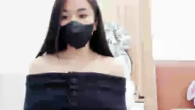 Snapshot of Lita-Julia chatting on 16, 1, 2025 Lita-Julia online show from 16, 1, 2025