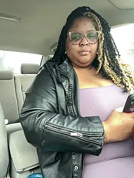 Snapshot of kweenxkarma chatting on 13, 3, 2025 kweenxkarma online show from 13, 3, 2025