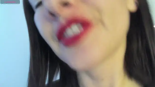 queen fetish online show from 31, 5, 2026