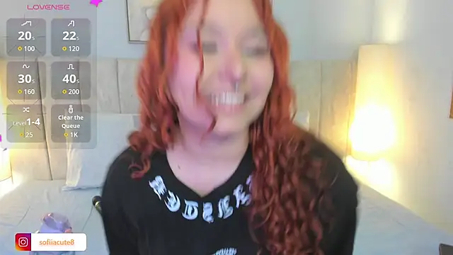 Atenea cuteee online show from 5, 11, 2025