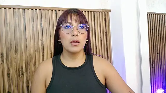 evelynjohnsoon online show from 26, 9, 2025