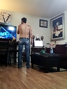 Snapshot of prettyboi6992 chatting on 10, 6, 2026 prettyboi6992 online show from 10, 6, 2026