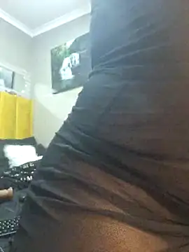 Bustygoddess32 online show from 21, 2, 2025