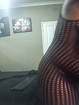 Bustygoddess32 online show from 26, 2, 2025