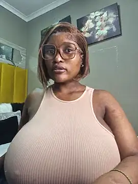 Bustygoddess32 online show from 7, 3, 2025