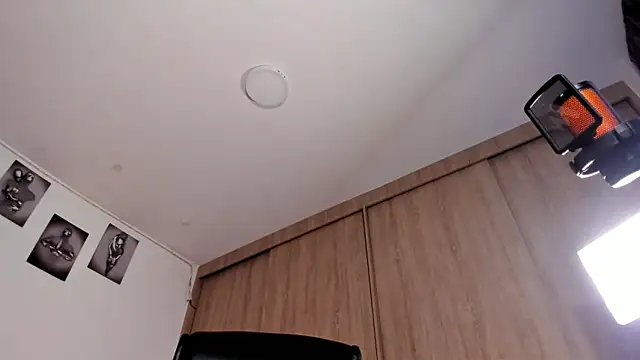 Bambi gurl online show from 30, 1, 2025