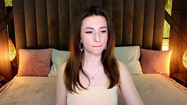 Snapshot of KimmmLi chatting on 8, 10, 2025 KimmmLi online show from 8, 10, 2025