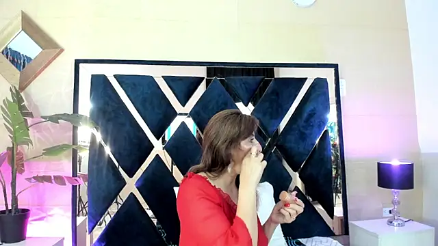 eva loreti online show from 25, 10, 2025