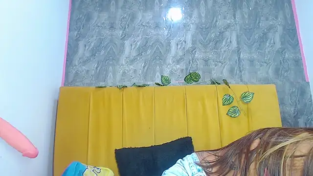 angelicatorrecm101 online show from 23, 3, 2025