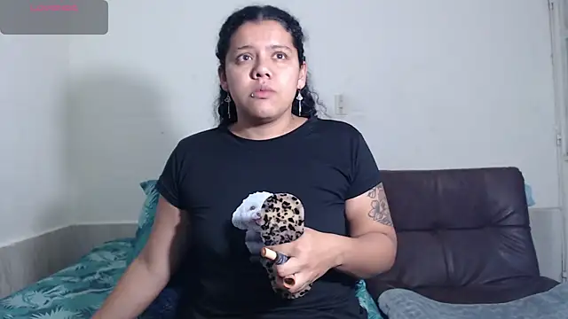 agata 22 online show from 19, 12, 2025