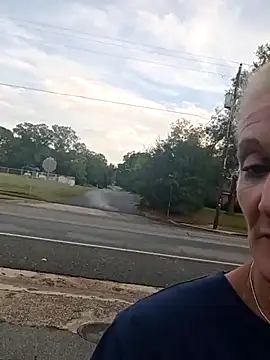 Snapshot of Longtoes45 chatting on 20, 9, 2025 Longtoes45 online show from 20, 9, 2025