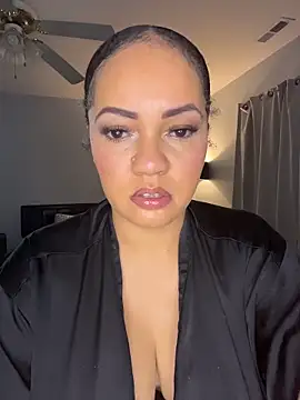 Snapshot of DestineeJayde chatting on 19, 10, 2025 DestineeJayde online show from 19, 10, 2025