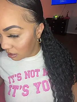 DestineeJayde online show from 28, 5, 2026