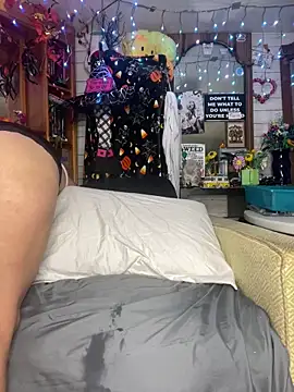 TrenaAnne online show from 21, 9, 2025