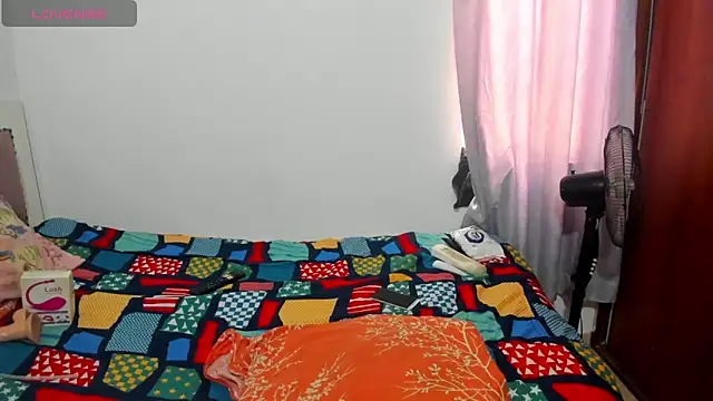 xia ebonyts online show from 22, 1, 2025