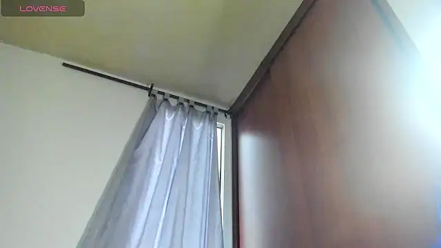 xia ebonyts online show from 25, 9, 2025