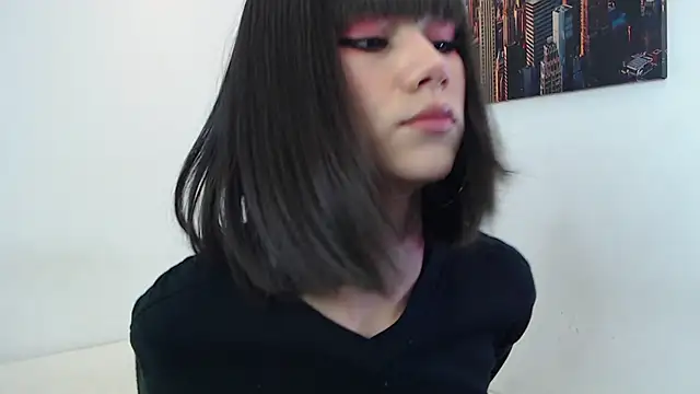 Snapshot of Raven__Blod chatting on 4, 12, 2025 Raven Blod online show from 4, 12, 2025