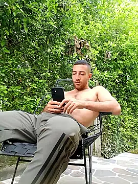 Snapshot of sebasxx97 chatting on 28, 4, 2026 sebasxx97 online show from 28, 4, 2026
