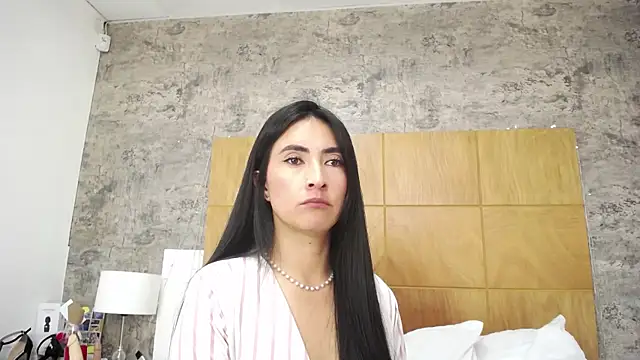 JainaRogers online show from 15, 11, 2025