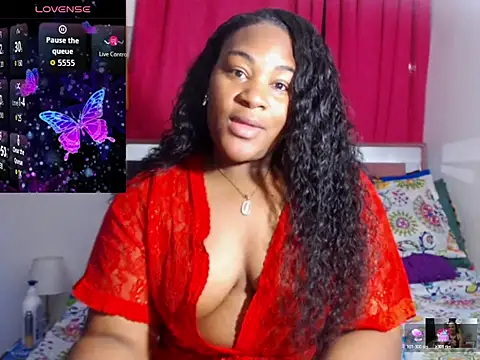 Snapshot of the_pearl199 chatting on 9, 7, 2026 the pearl199 online show from 9, 7, 2026
