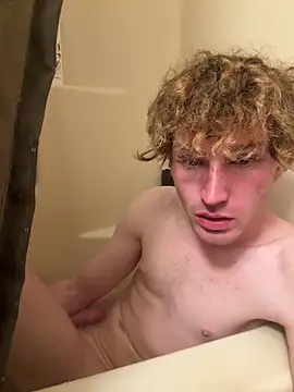 Snapshot of CreamyAustin chatting on 25, 3, 2026 CreamyAustin online show from 25, 3, 2026