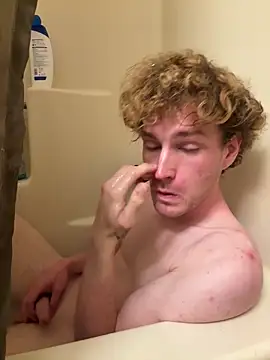 Snapshot of CreamyAustin chatting on 26, 3, 2026 CreamyAustin online show from 26, 3, 2026