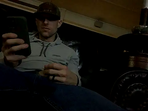 Snapshot of jeffyisabell chatting on 8, 11, 2025 jeffyisabell online show from 8, 11, 2025