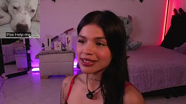 Alaia Asuka online show from 4, 12, 2025