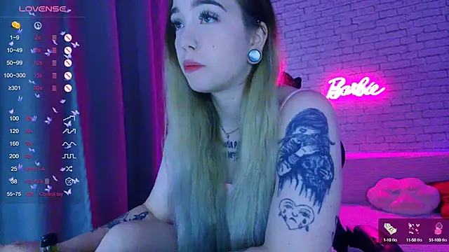 -Stacyy- online show from 11, 10, 2025