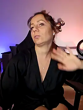 angela 88 online show from 10, 1, 2025