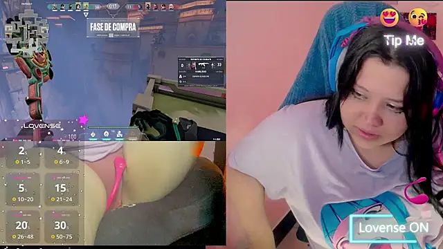 Snapshot of crystal7u7 chatting on 10, 1, 2025 crystal7u7 online show from 10, 1, 2025