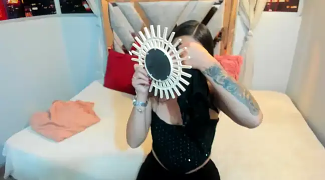 Kendall Sophy online show from 1, 3, 2025