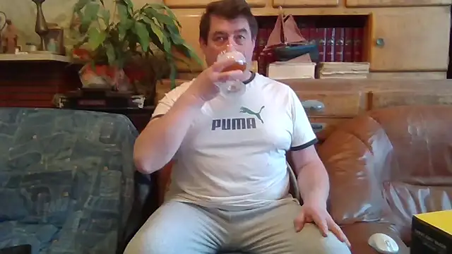 sympatrique online show from 22, 2, 2025