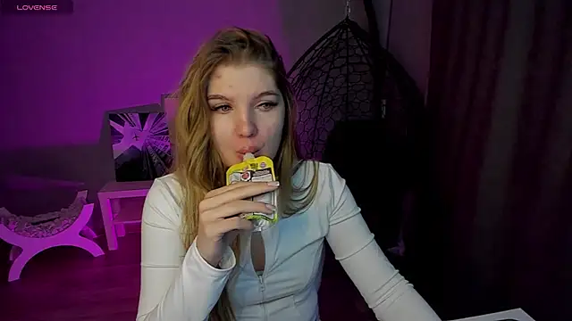 lily williamss online show from 27, 2, 2026