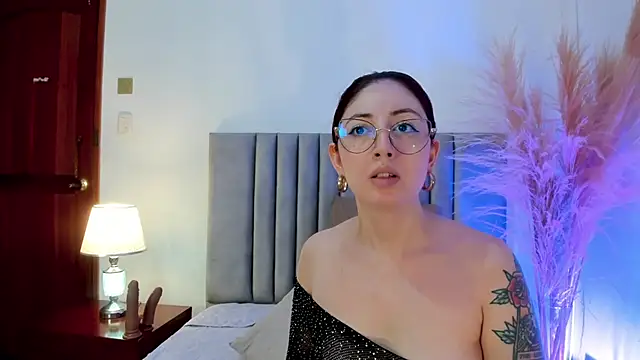 Snapshot of Emilywatsonn chatting on 31, 1, 2025 Emilywatsonn online show from 31, 1, 2025