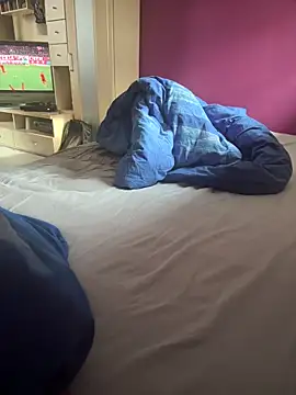 Bennyben8604 online show from 9, 2, 2025