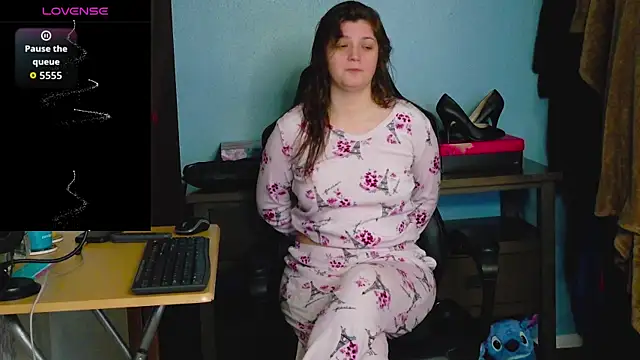 TreeJeanne online show from 20, 11, 2025