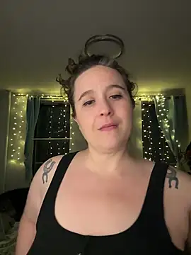 Snapshot of sylviahhh chatting on 31, 1, 2025 sylviahhh online show from 31, 1, 2025