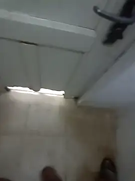 Hot Boy 2004 online show from 4, 10, 2025