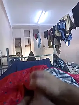 Hot Boy 2004 online show from 19, 11, 2025