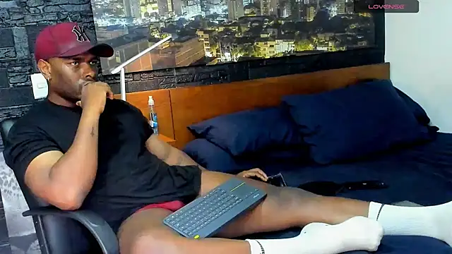 thomas santtos1 online show from 18, 2, 2025