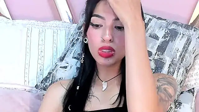 Snapshot of Eva_Benely chatting on 14, 12, 2024 Eva Benely online show from 14, 12, 2024